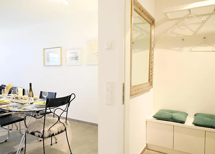 Bomhoffstr. 15, Whg. 3 *
